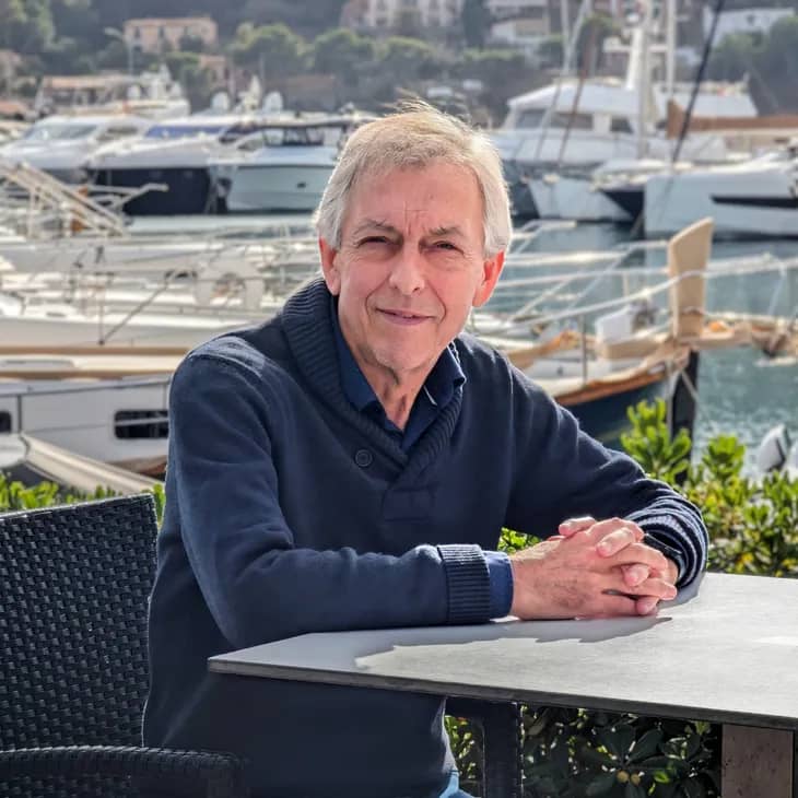 Accredited marine surveyor Tim Rowe